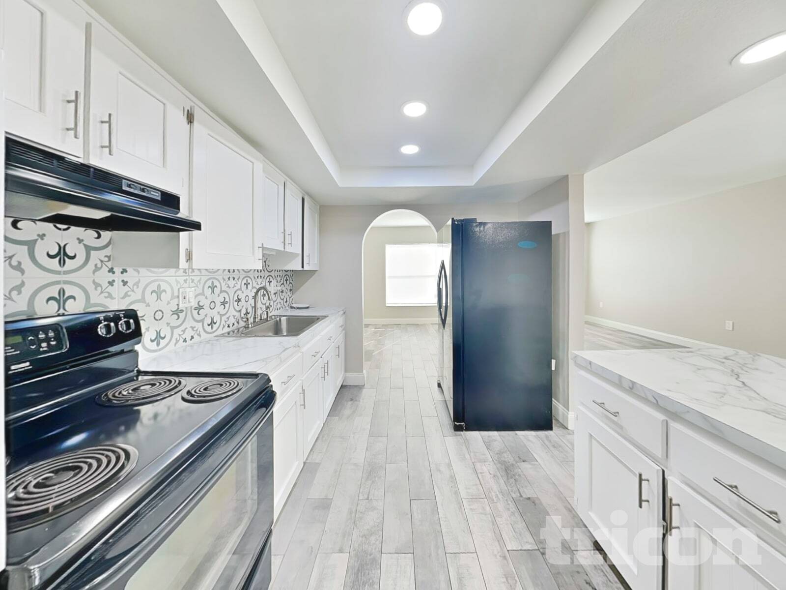 Building Photo - 10391 Lear St