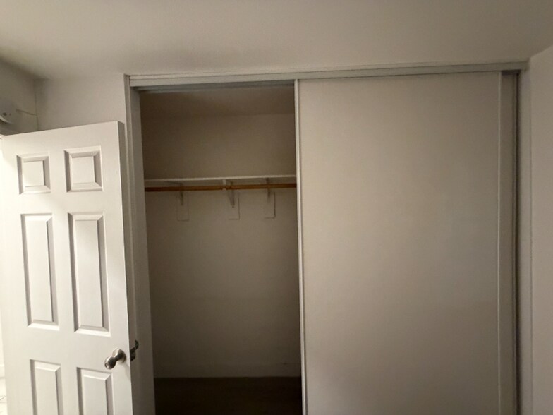 Building Photo - 1215 Ximeno Ave