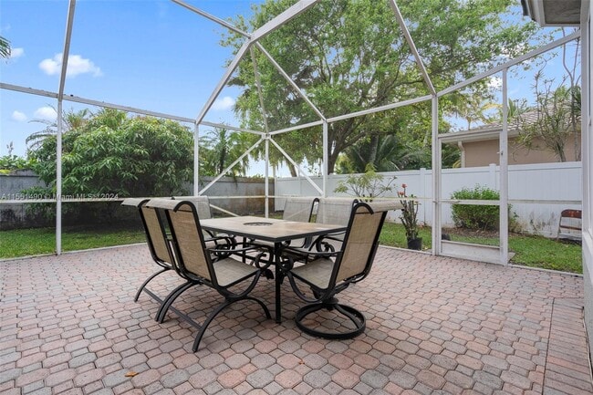 Building Photo - 12724 NW 18th Ct