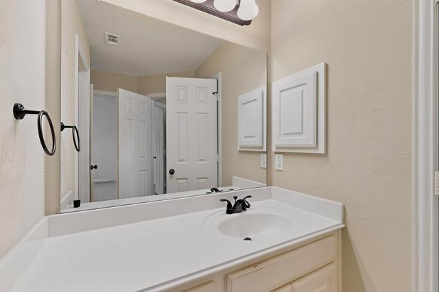 Building Photo - 4612 Quiet Cir