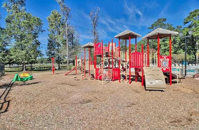 Building Photo - 2800 Scarecrow Way