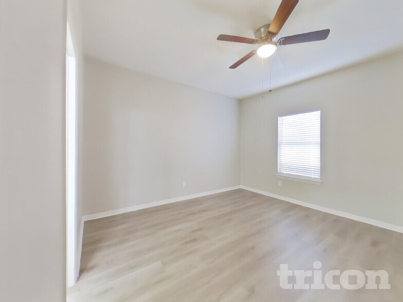 Building Photo - 21214 Peachvine Ln