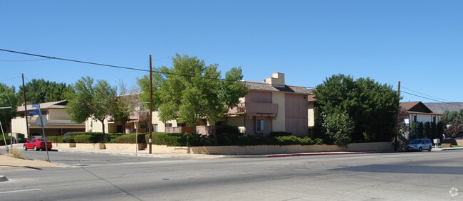 Building Photo - 4202 W Avenue L