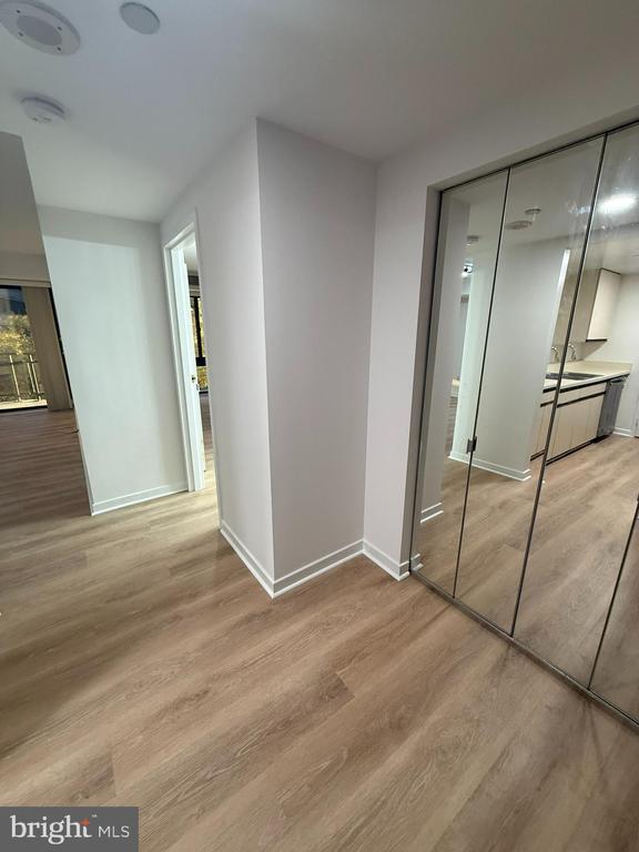 Building Photo - 1530 Key Blvd