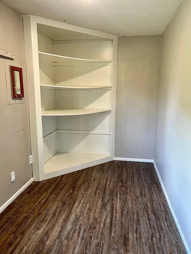 Building Photo - 4817 7th St