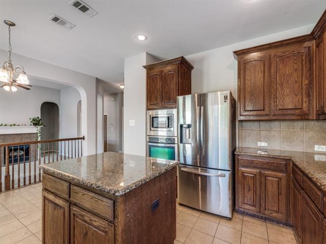 Building Photo - 2965 Lakemont Dr