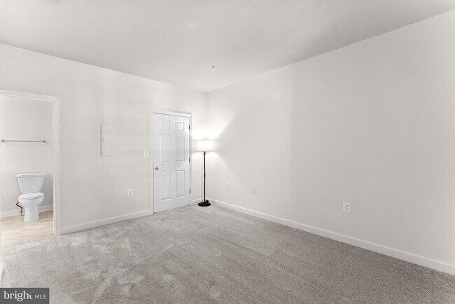 Building Photo - 42470 Pennyroyal Sq
