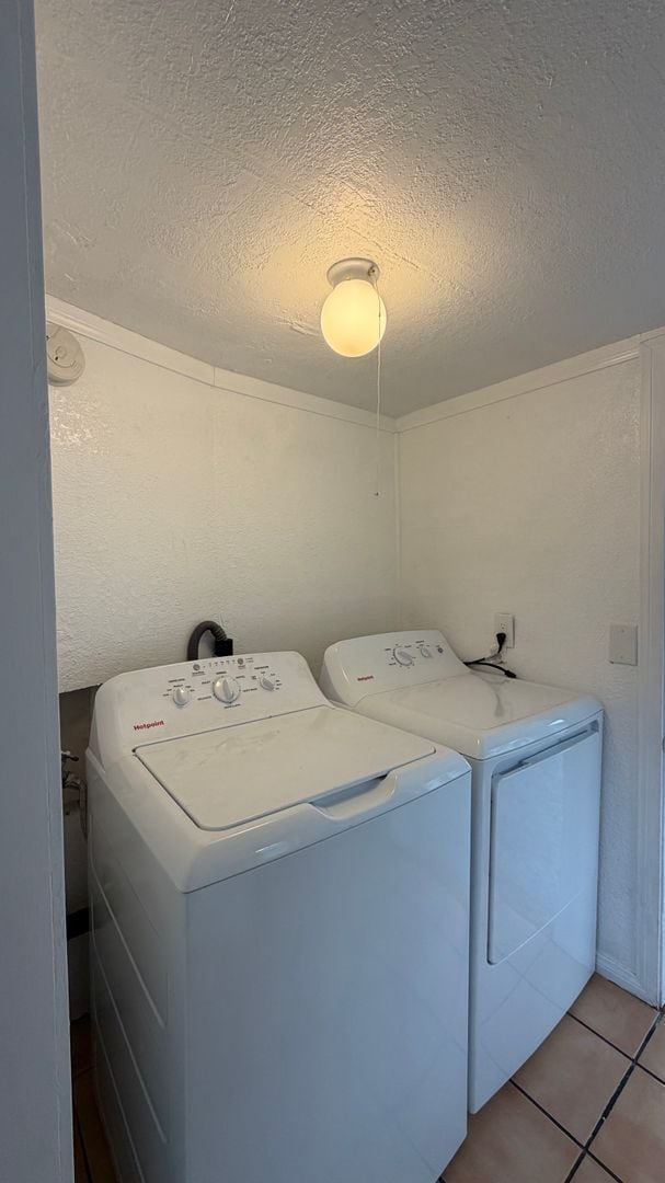 Building Photo - 3621-3623 Eugene Place