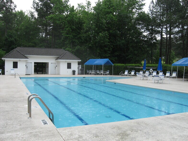 Building Photo - 1203 Fairfax Woods Dr