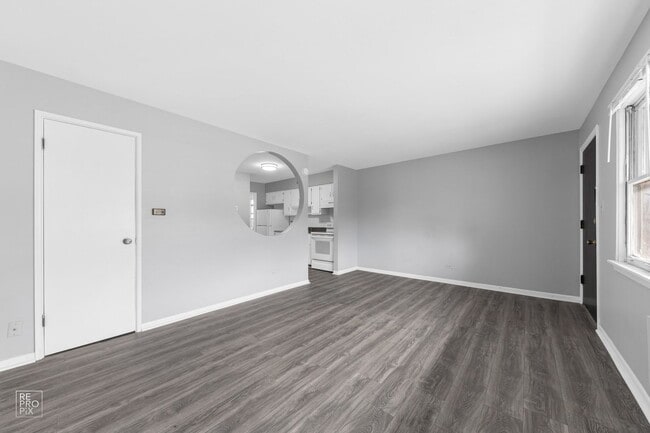 Primary Photo - 2600 S 59th Ave