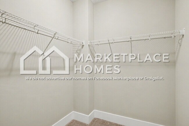 Building Photo - 171 Arbor Lp