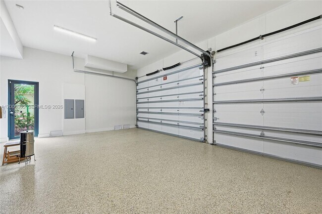 Building Photo - 3300 NE 170th St