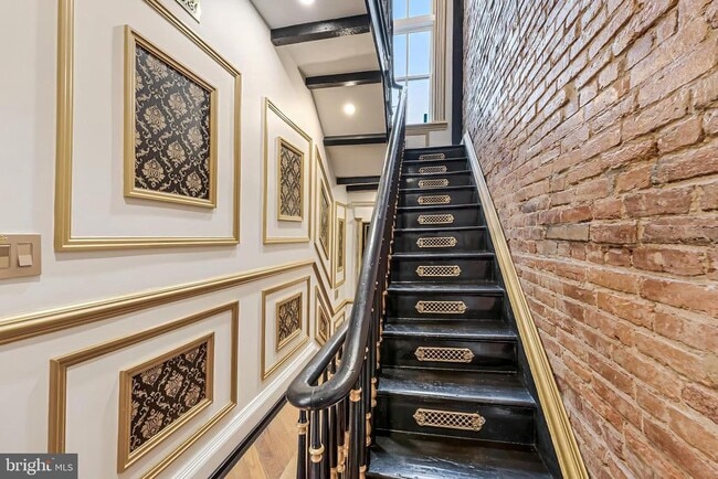 Building Photo - 810 Prince St