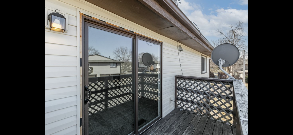 Building Photo - 6406 83rd Ct N