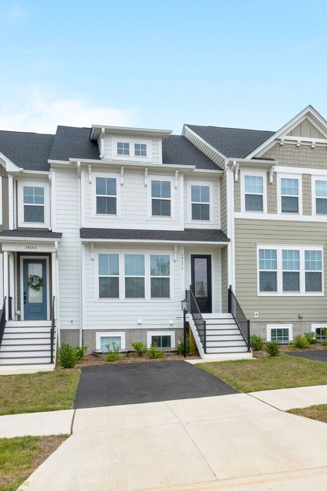 Building Photo - 2231 Leeham St