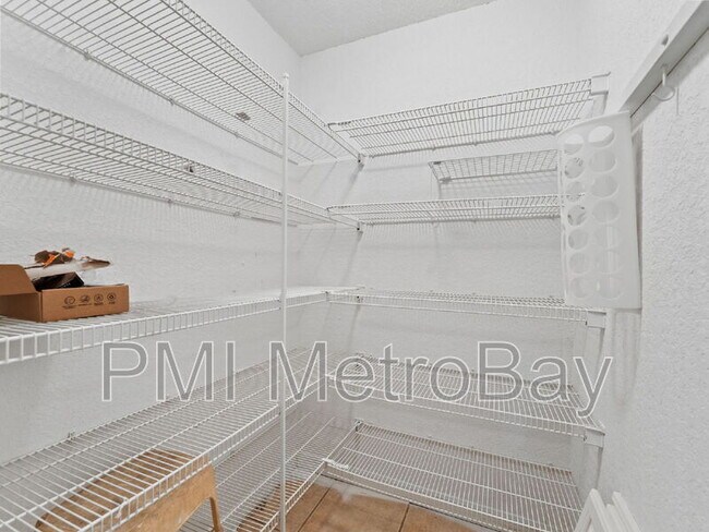 Building Photo - 4235 Manxcat Ln