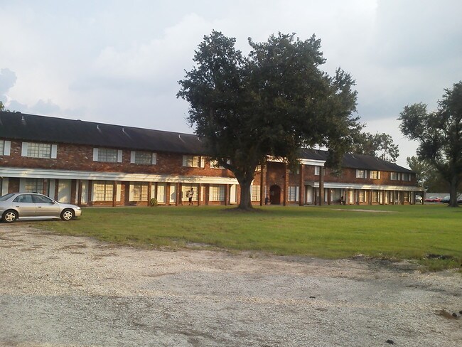 Primary Photo - 58745 Belleview Dr