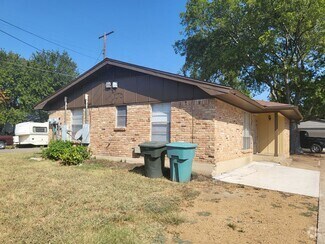 Building Photo - 2 bedroom 1 bath