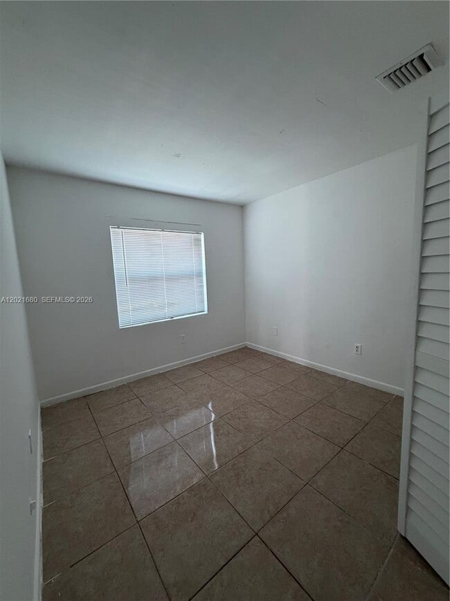 Building Photo - 1491 NW 22nd Ct