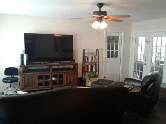 Building Photo - 209 Scenic Trail