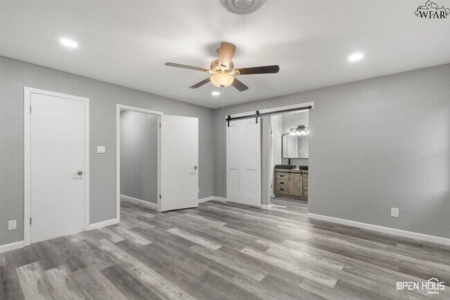 Building Photo - 4303 Prince Edward Dr