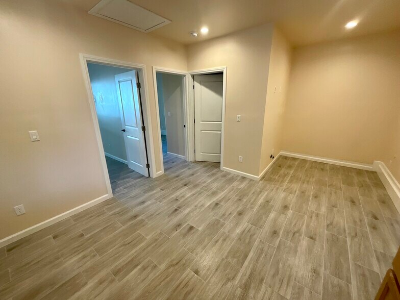 Building Photo - 8437 Nevada Ave