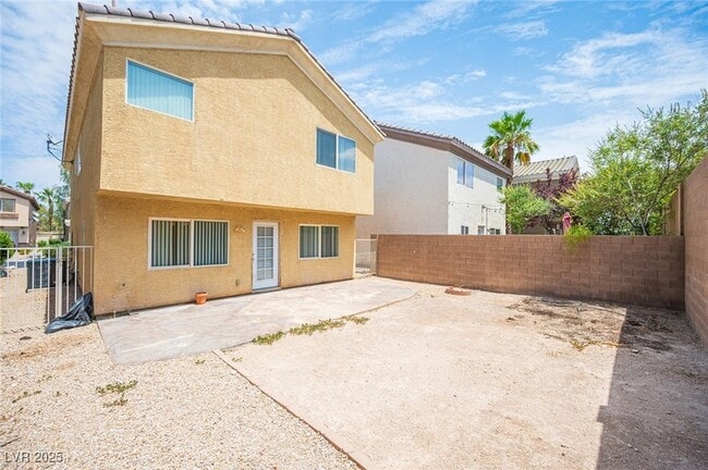 Building Photo - 211 Wicked Wedge Way