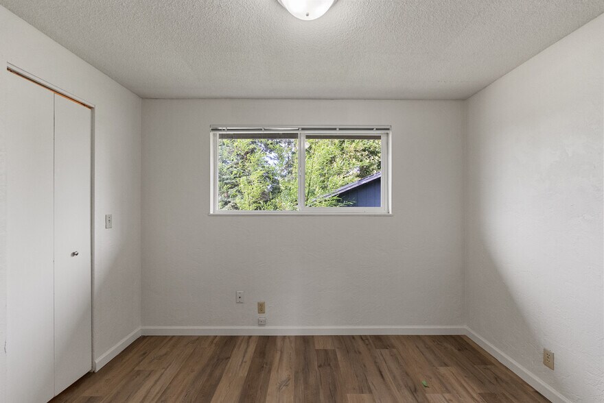 Building Photo - 141 16th St