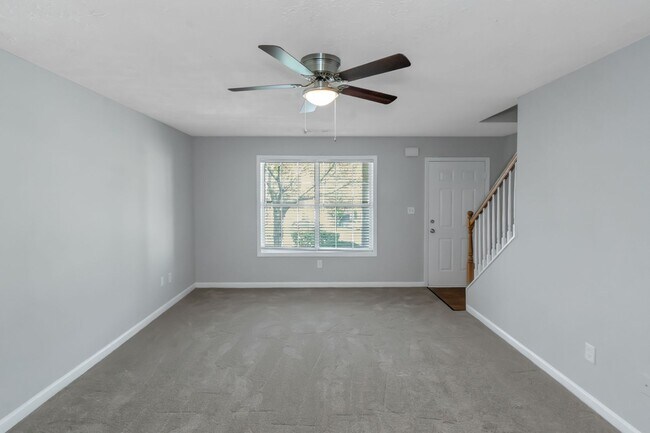 Building Photo - Stunning 4-Bedroom, 3-Bathroom Home
