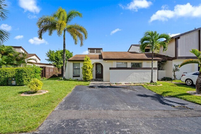 Primary Photo - 12725 SW 66th St