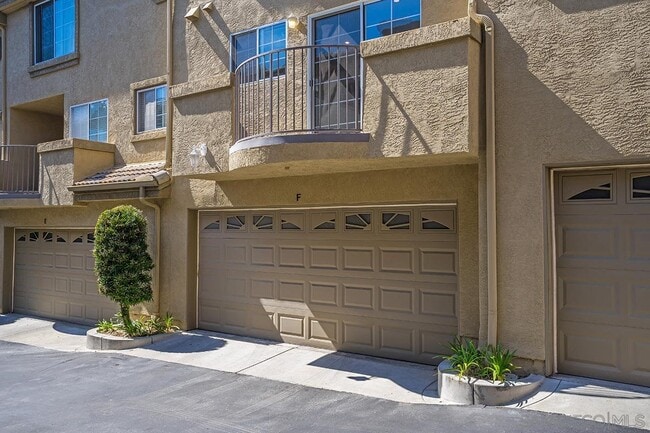 Building Photo - 12543 El Camino Real