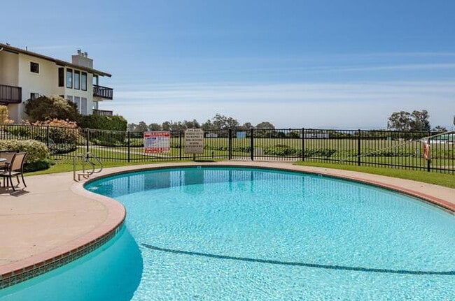 Building Photo - "Charming Waterfront Retreat: Fully Furnished 1-Bedroom with Pool in Carpinteria!"