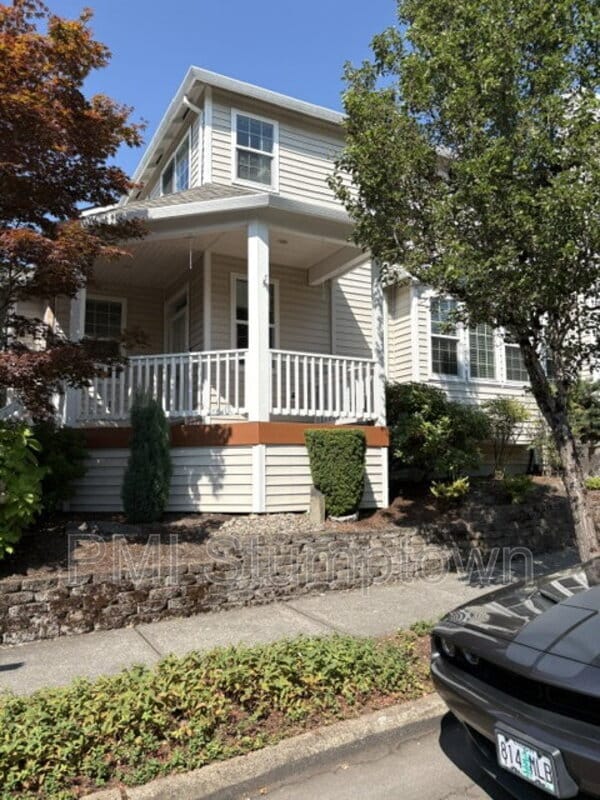 Building Photo - 14375 SE Oregon Trail Dr