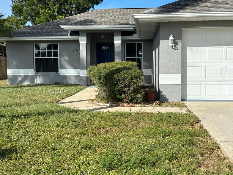 Building Photo - 4906 23rd St E