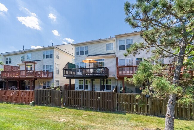 Building Photo - 43122 Shadow Terrace
