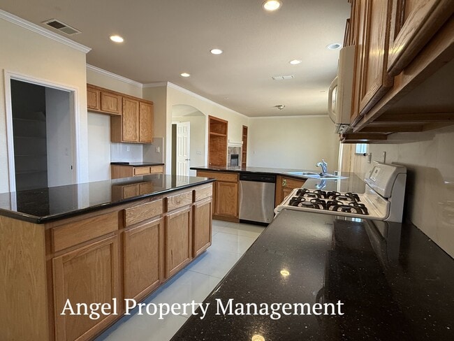Building Photo - 5301 Nectar Cir