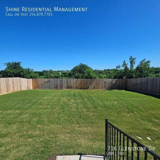 Building Photo - 716 Glenstone Dr