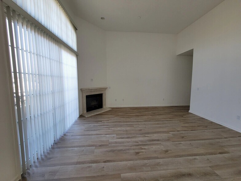 Building Photo - 1725 Butler Ave