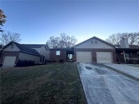 Building Photo - 2585 Gotts Ln