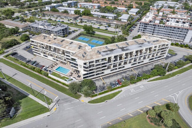 Building Photo - 1401 S Federal Hwy