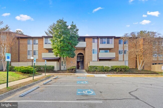 Building Photo - 19413 Brassie Pl