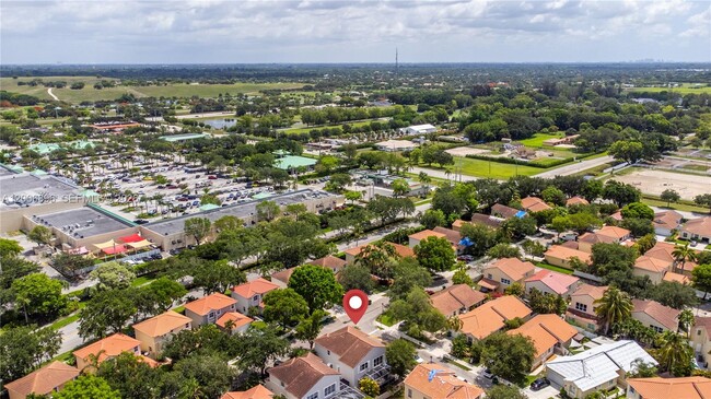 Building Photo - 14972 SW 50th Ct