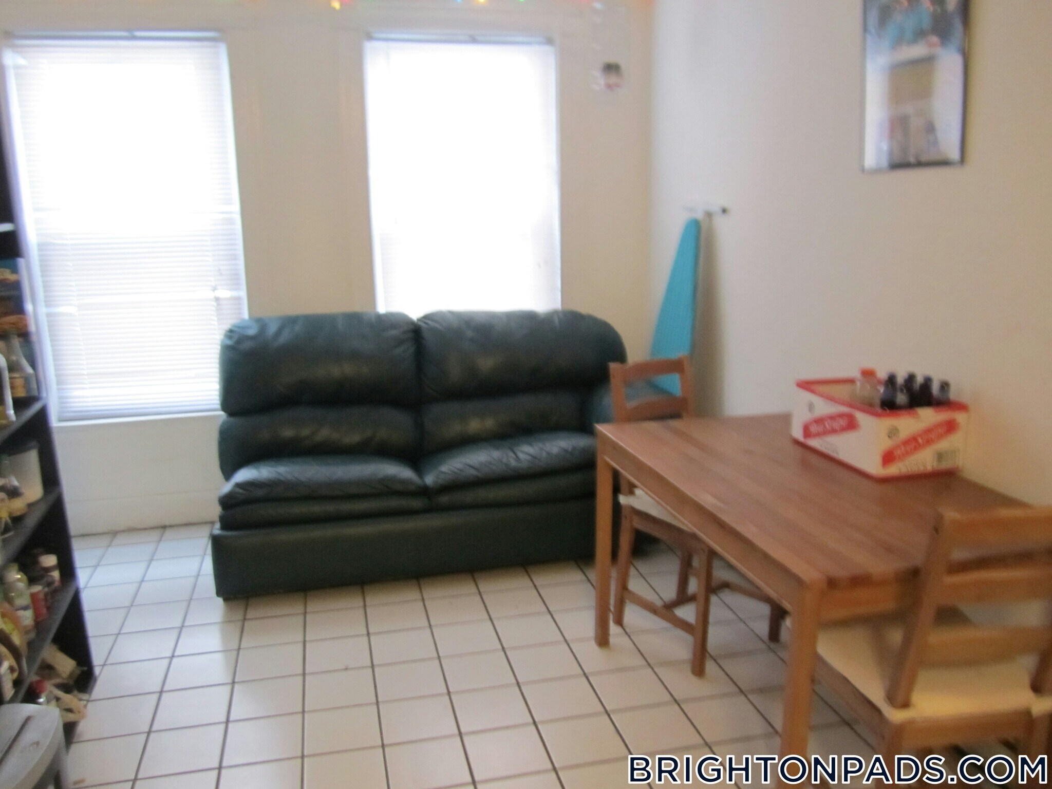 Building Photo - 66 Murdock St