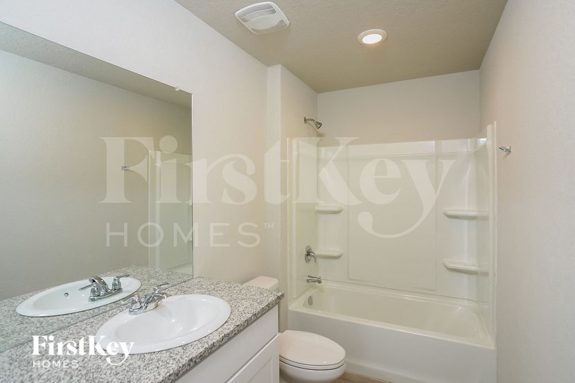 Building Photo - 14914 Watson Mill