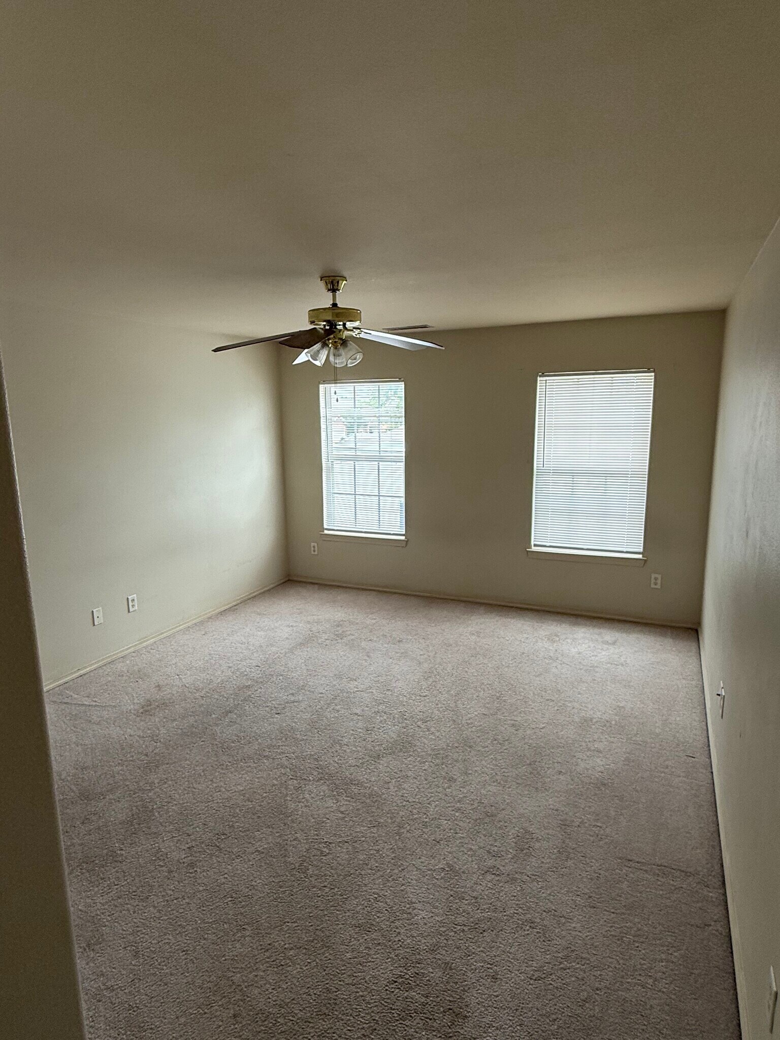 Building Photo - 4111 SW Shadowrock Pl