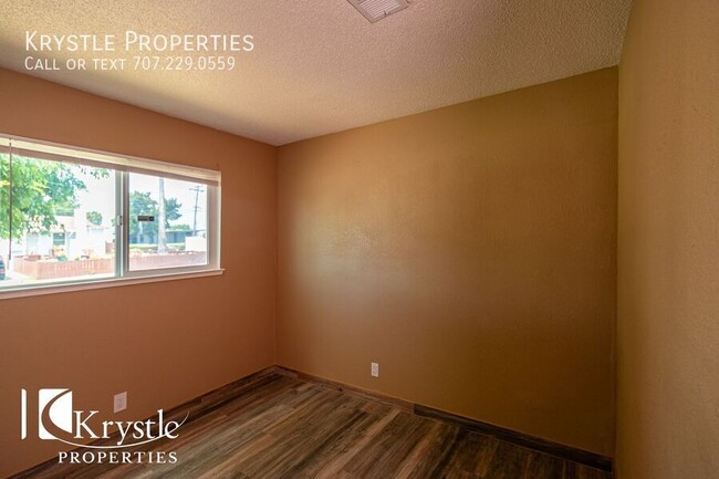 Building Photo - Sun. 2/23 Open House 1pm-3pm.  Check out t...