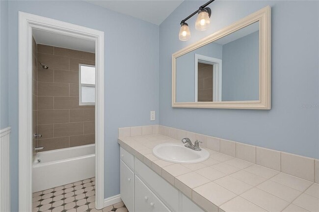 Building Photo - 4107 Hudson Way