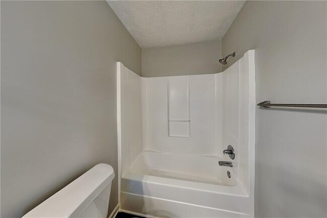 Building Photo - 3784 Cherokee Overlook Dr