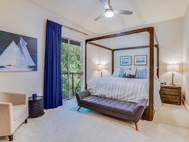 Building Photo - 1529 Barton Springs Rd