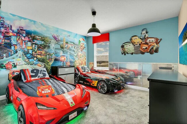 Building Photo - 9016 Sommerset Hills Dr